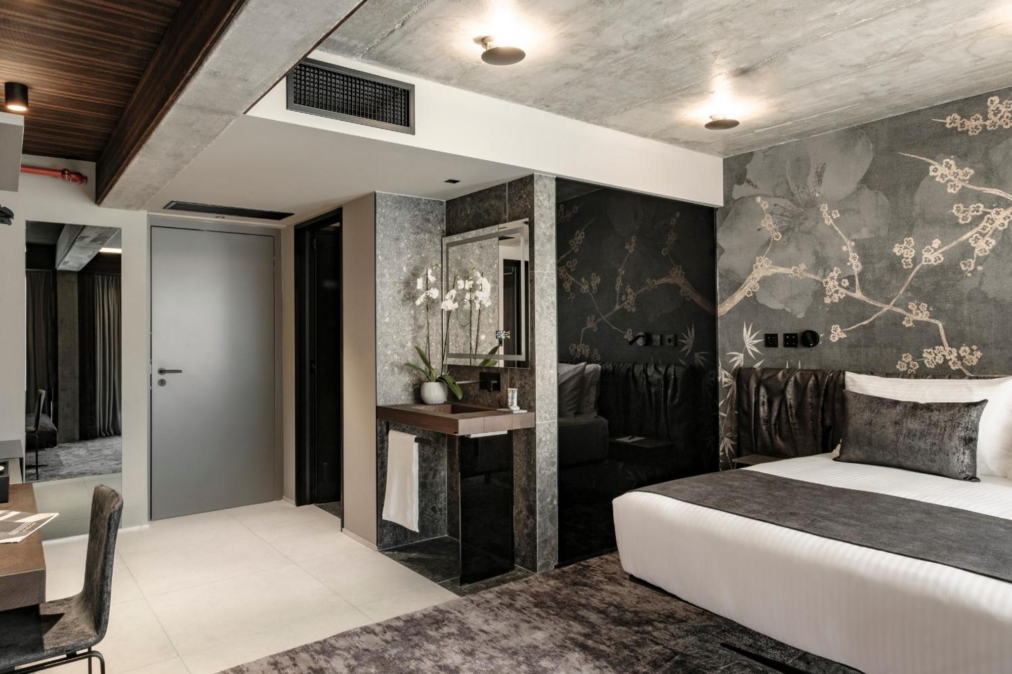 Fitch Saint Julian's