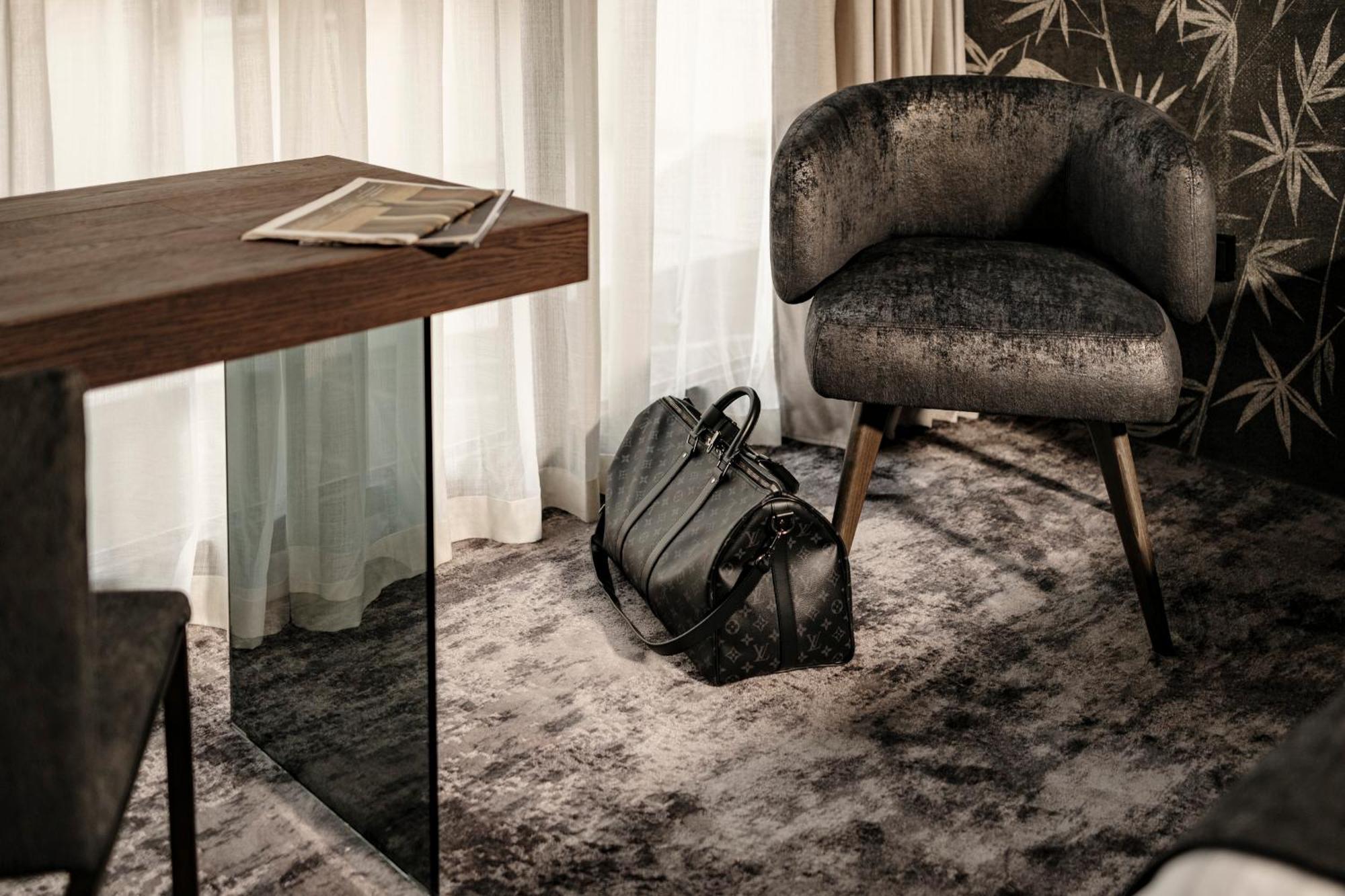 Fitch 4* Saint Julian's