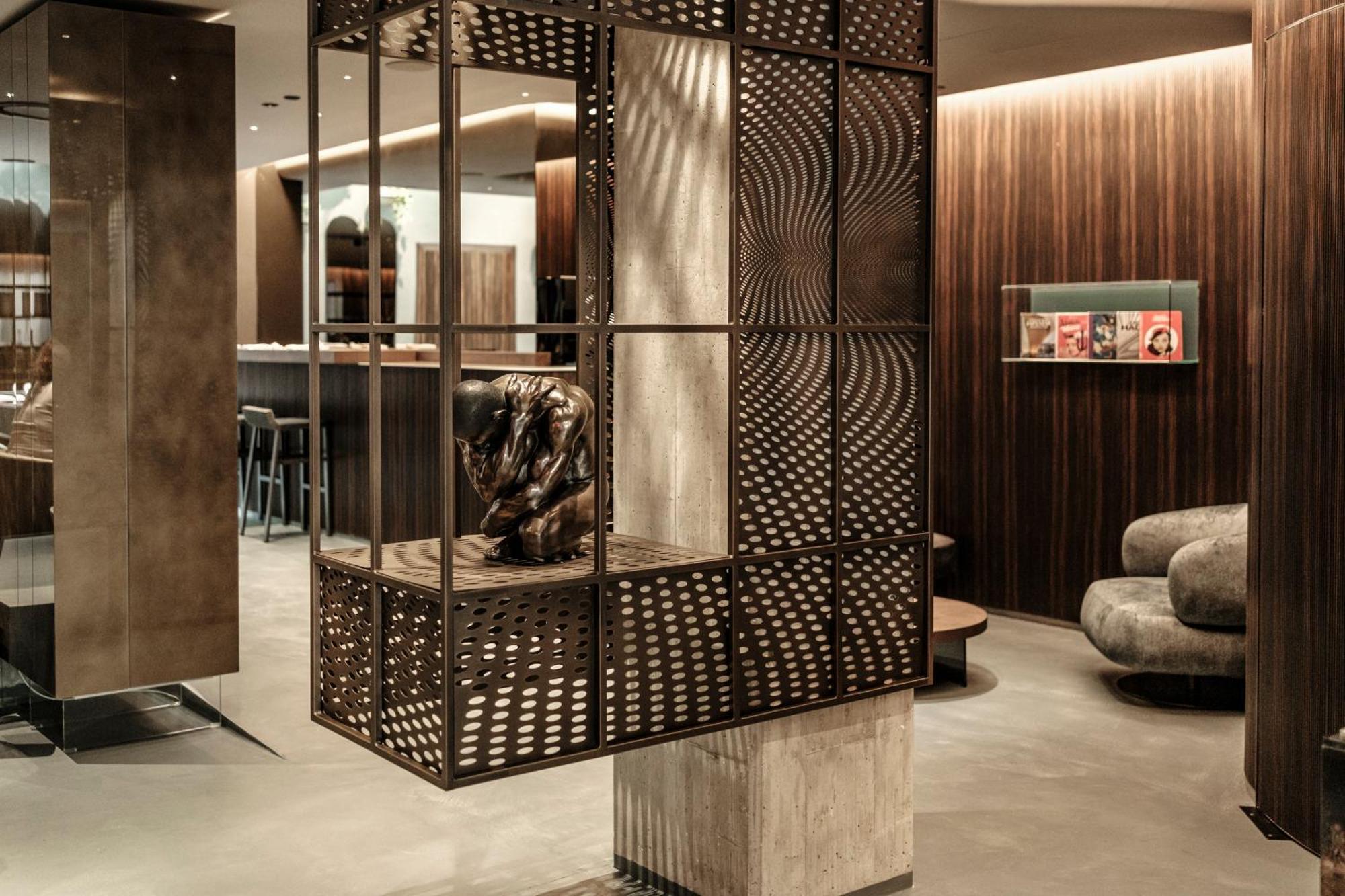 Fitch 4* St. Julian's
